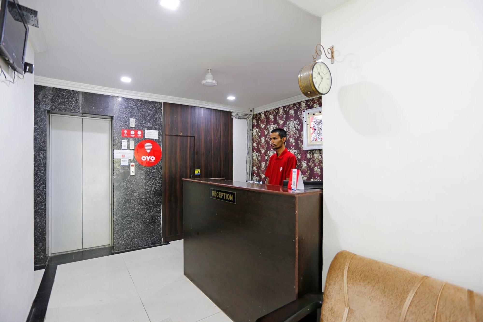 OYO 2229 Hotel Golden Wings Udaipur Exterior foto